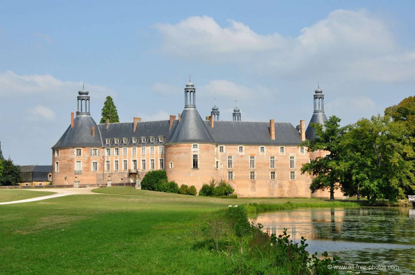 hotel auxerre chateau